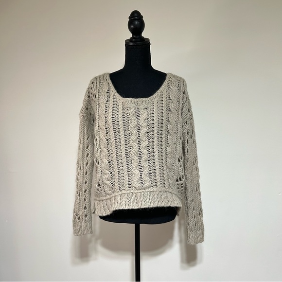 Free People chunky knit sweater|oversized | neutral | size medium - Picture 1 of 11